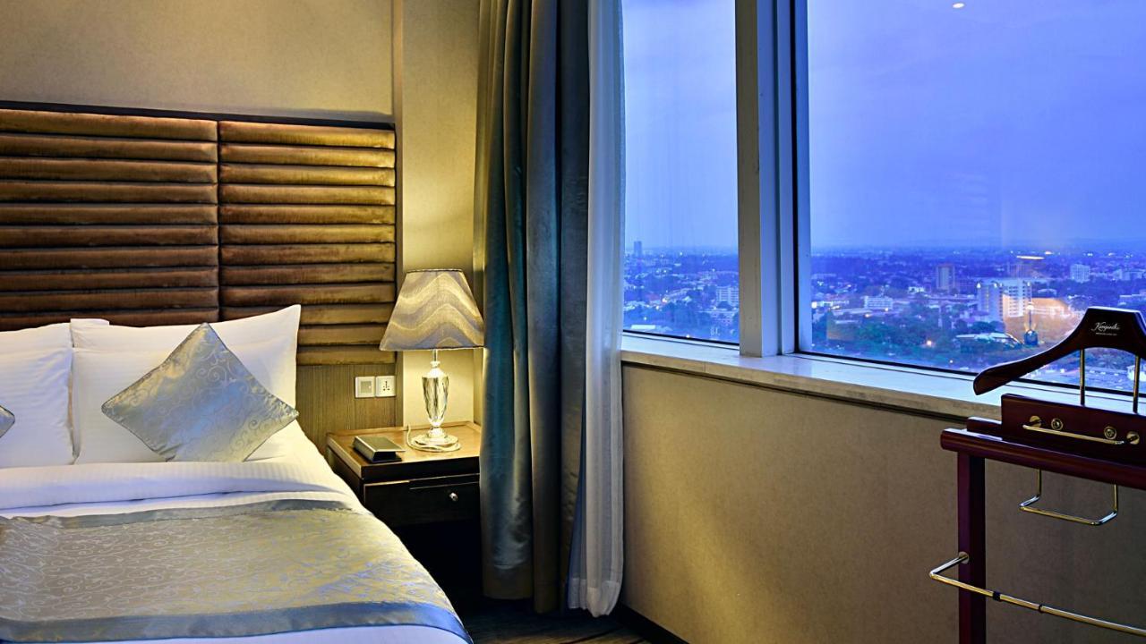 Fleuve Congo Hotel By Blazon Hotels Киншаса Экстерьер фото