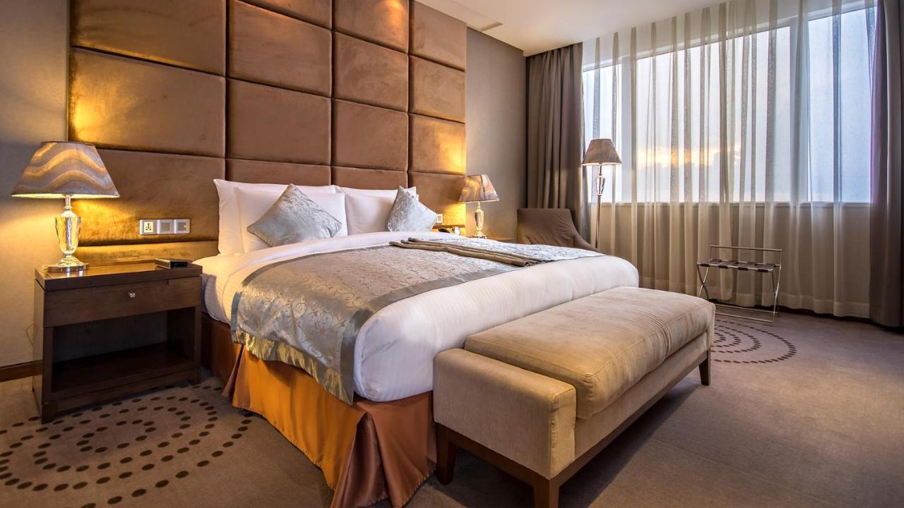 Fleuve Congo Hotel By Blazon Hotels Киншаса Экстерьер фото